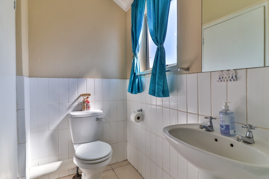1 Bedroom Property for Sale in Wellington Central Western Cape